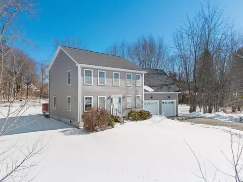 52 Peary Ter, South Portland, ME 04106