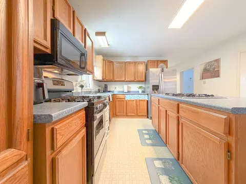 Kitchen - 21 Hillside Ave, Casco, ME 04015 photo 9 of 18