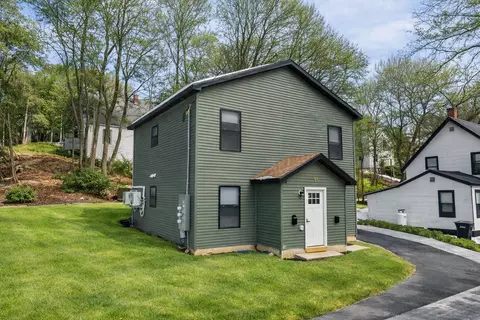 91 Walter St, Bangor, ME 04401