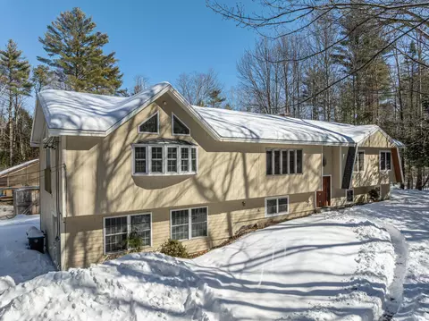 21 Cook Rd, Windham, ME 04062