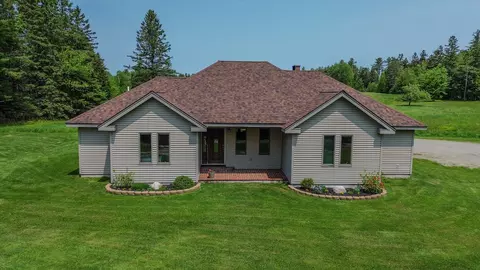 32 Ridge Rd, Marshfield, ME 04654