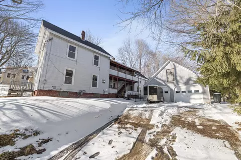 145 Highland Ave, Gardiner, ME 04345