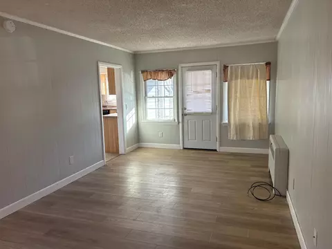 8 St John St, Winslow, ME 04901