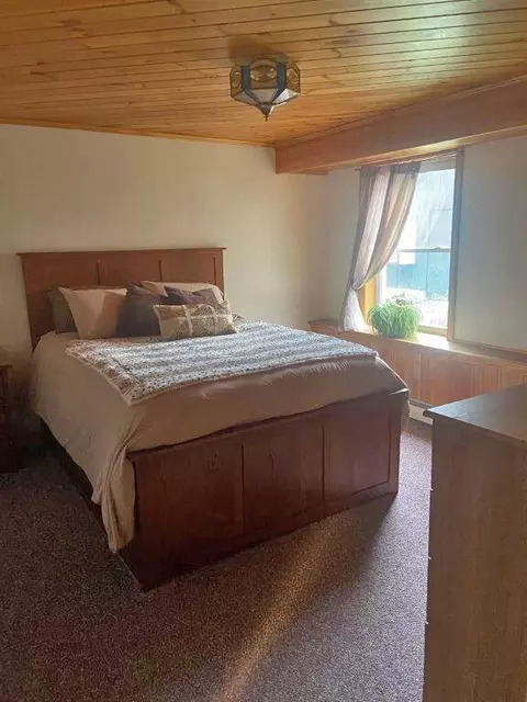 Bedroom - 62 Spring St, Ellsworth, ME 04605 photo 4 of 4