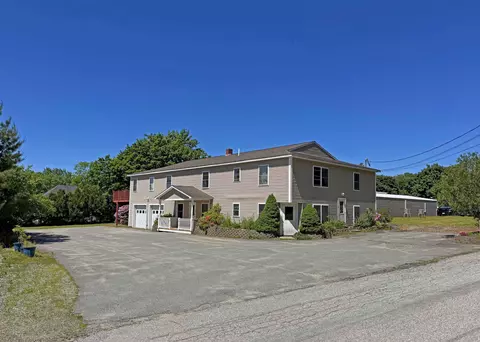 62 Spring St, Ellsworth, ME 04605