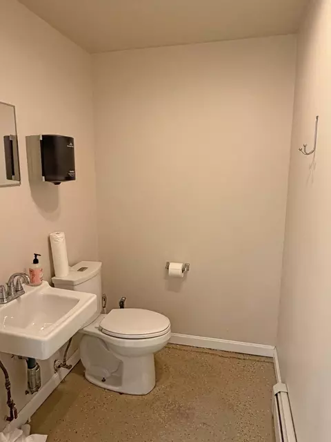 Bath - 62 Spring St, Ellsworth, ME 04605 photo 5 of 5
