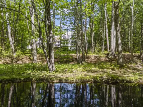 Exterior - 22 Adams Ln, Ogunquit, ME 03907 photo 6 of 7