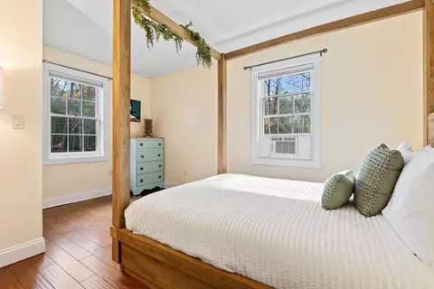 Bedroom - 22 Adams Ln, Ogunquit, ME 03907 photo 1 of 7