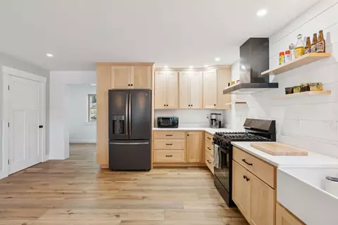 Kitchen - 90 Macomber Rd, Readfield, ME 04355 photo 3 of 6