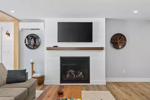 Living - 90 Macomber Rd, Readfield, ME 04355 photo 5 of 7