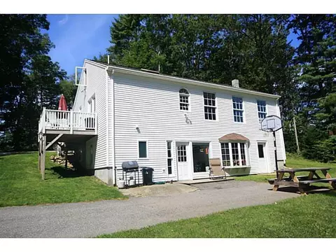 24 Jason Cir, Boothbay, ME 04537