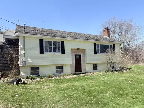 8 Powell Ln, Friendship, ME 04547