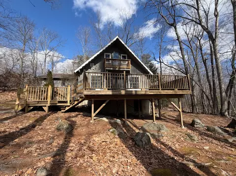 3 Coffee Pond Rd, Casco, ME 04015