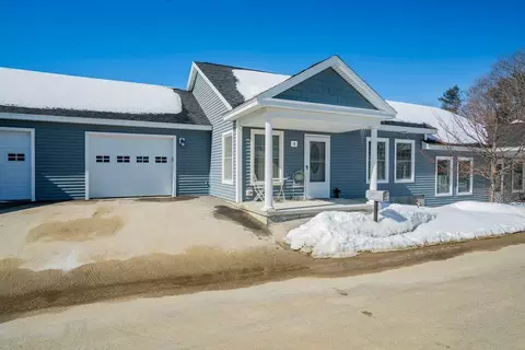 4 Blueberry Ln #4, Standish, ME 04084