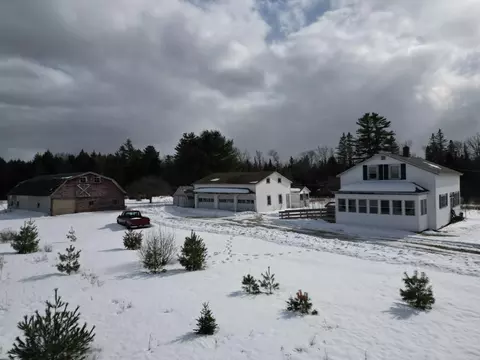 339 Houlton Rd, Molunkus Twp, ME 04459