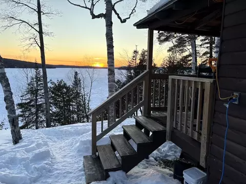 15 Lakefront Ln #6, Rangeley, ME 04970