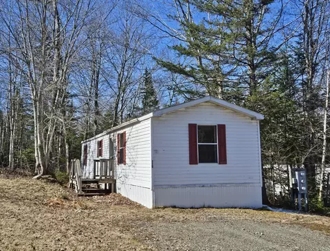 115 Penney Ln, Bradley, ME 04411