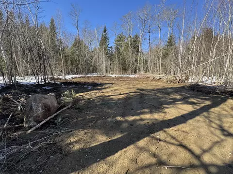 585 Waldoboro Rd, Washington, ME 04574