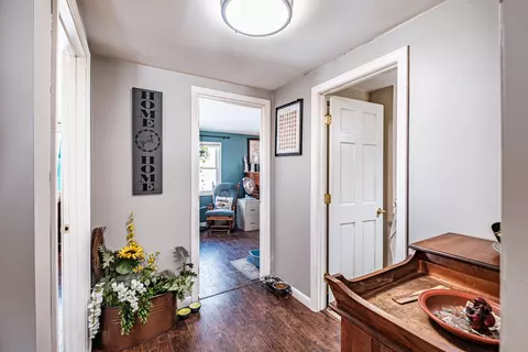 Entry Way - 32 Leander Harmon Rd, Harrison, ME 04040 photo 6 of 8