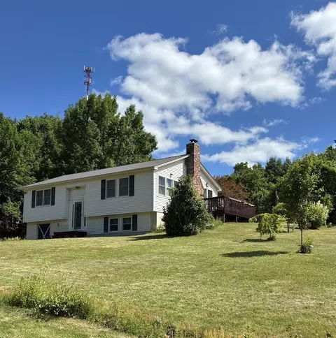 32 Leander Harmon Rd, Harrison, ME 04040