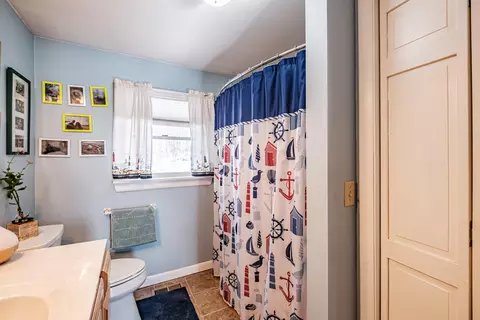 Bath - 32 Leander Harmon Rd, Harrison, ME 04040 photo 2 of 4