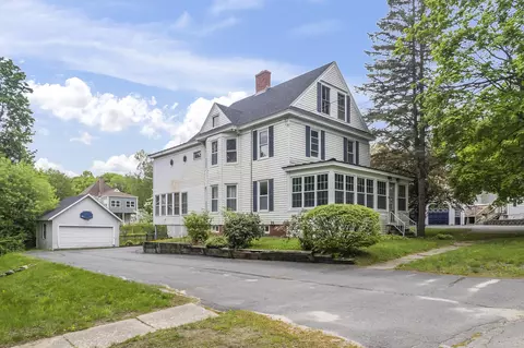 8 Prospect St, Waterville, ME 04901