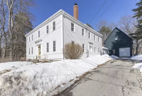 259 Falmouth Rd, Falmouth, ME 04105