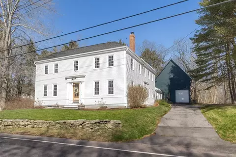 259 Falmouth Rd, Falmouth, ME 04105