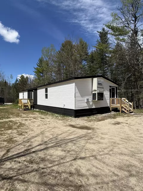 332 Carsley Rd, Harrison, ME 04040
