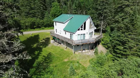 49 Field Way, Rangeley, ME 04970