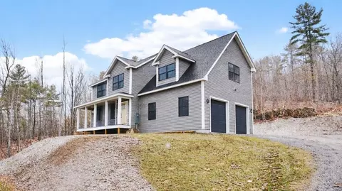 101 Mitchell Rd, Casco, ME 04015