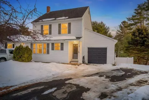 18 Summit Cir, Westbrook, ME 04092