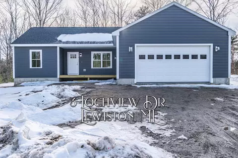3 Lochview Dr, Lewiston, ME 04240