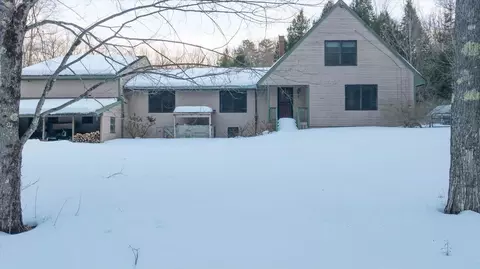 Exterior - 376 Main St, Wayne, ME 04284 photo 4 of 9