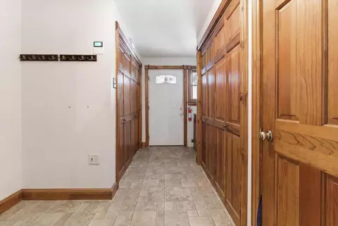 Entry Way - 376 Main St, Wayne, ME 04284 photo 2 of 9