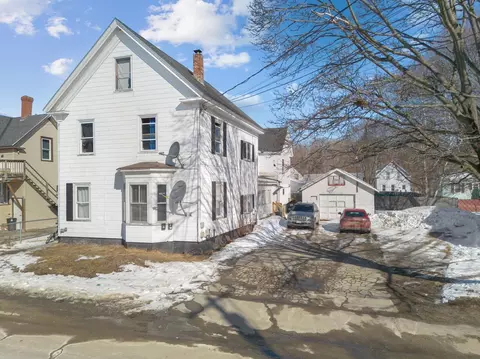 31 High St, Waterville, ME 04901