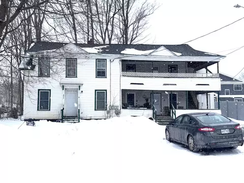25 Summer St, Waterville, ME 04901
