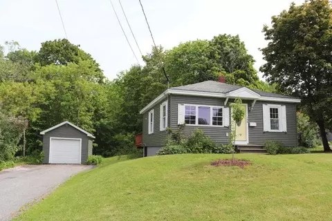 148 Washington St, Brewer, ME 04412