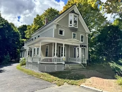 29 Lawrence Ave, Fairfield, ME 04937