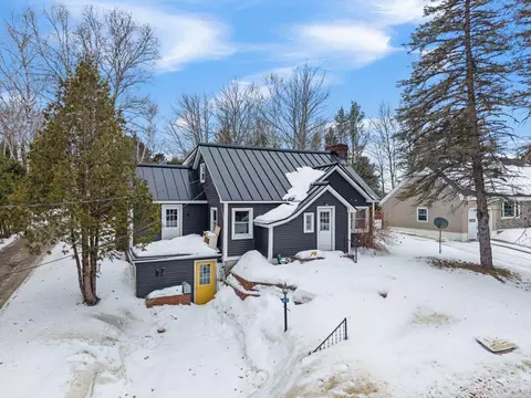 43 Westwood Ave, Millinocket, ME 04462