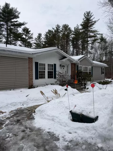 32 Pound Hill Rd, Union, ME 04862