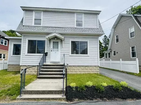 15 Rudman Rd, Portland, ME 04102