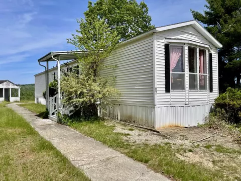 87 Pleasant Hill Rd, Limerick, ME 04048