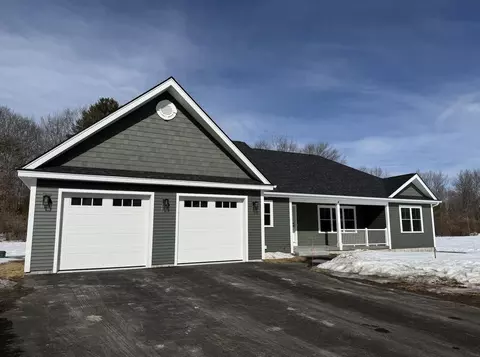 4 Johnson Farm Rd, Buxton, ME 04093