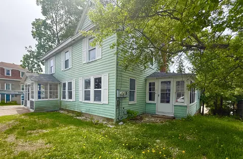 37 Evergreen Ave, Old Orchard Beach, ME 04064