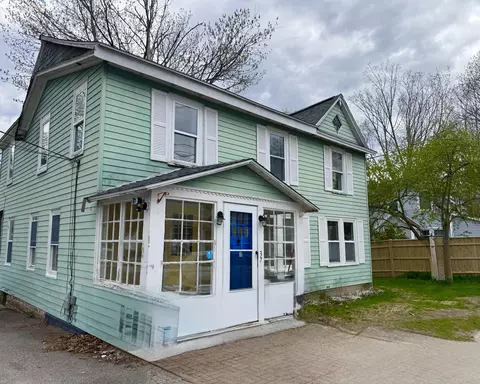 37 Evergreen Ave, Old Orchard Beach, ME 04064