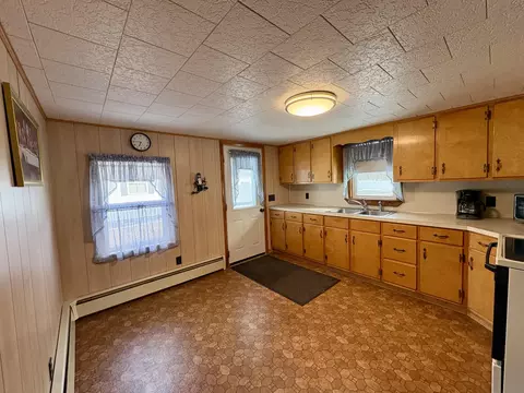16 Lagrange Rd, Howland, ME 04448
