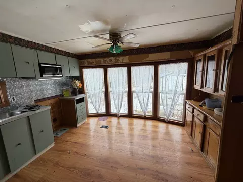995 B Rd, Ludlow, ME 04730 photo 4