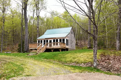 106 Shady Ln, Newport, ME 04953