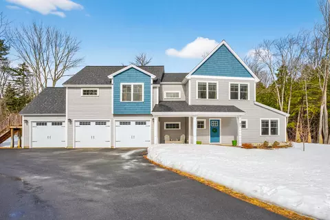 42 Hillside Rd, Brunswick, ME 04011